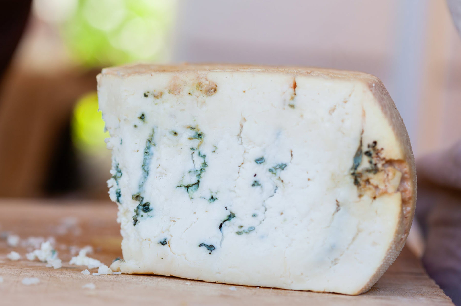 The Best Cheese for Charcuterie Board mmm... boards